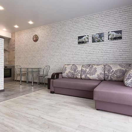 Perfect Apartments M Polytech, Ohmatdet, Parking 키예프 외부 사진