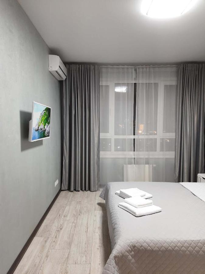 Perfect Apartments M Polytech, Ohmatdet, Parking 키예프 외부 사진